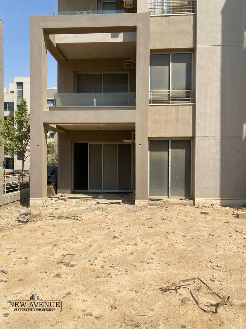 15 e5a12f10-4cdc-45d0-baac-965df1820091. jpg