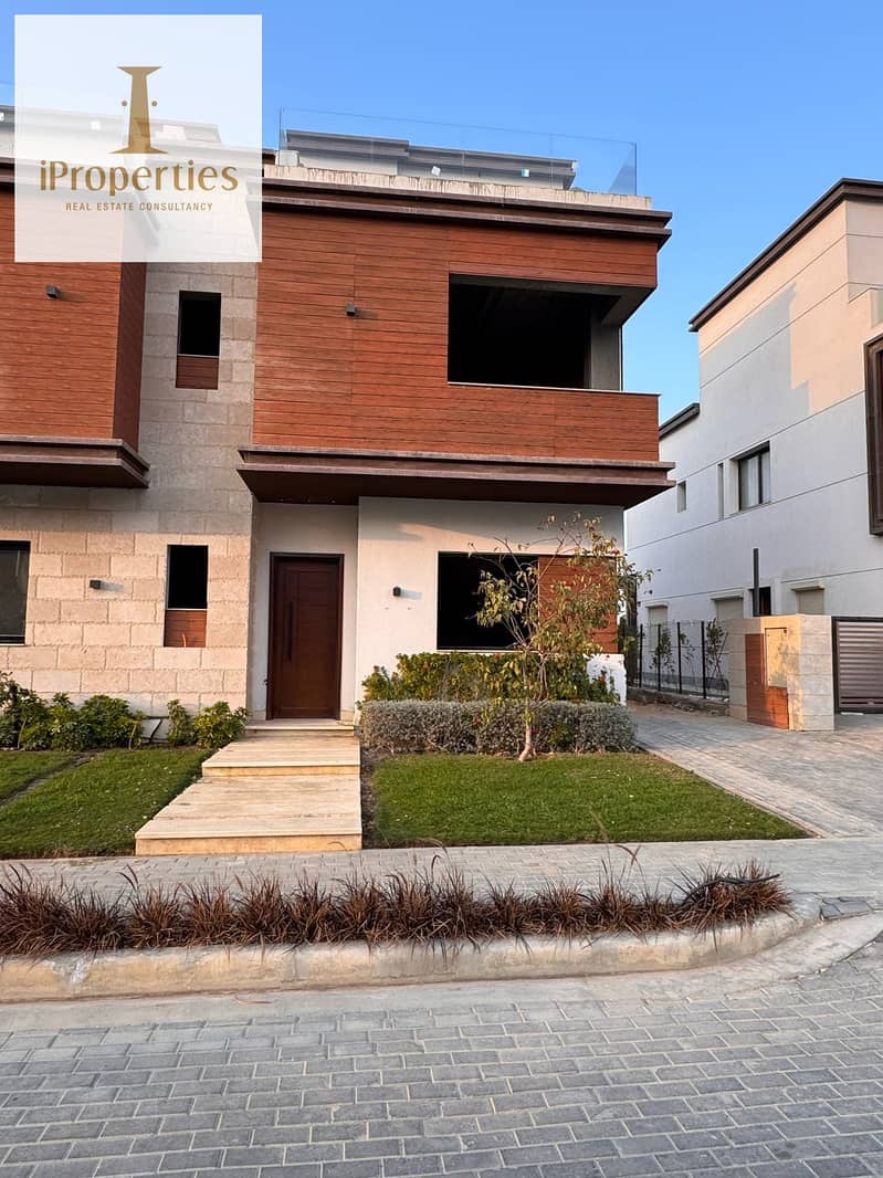 5 01f84a32-0fd1-44c5-8fcd-9a205c9e7a6d. jpeg