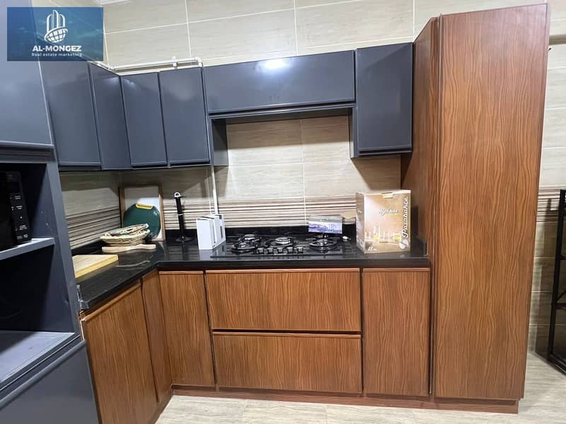 11 6f27e4f7-d9cc-4aaf-ac4a-82e9f64b1df1. jpg