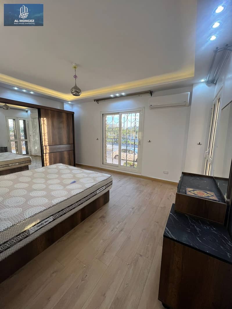 17 370e8d27-b8cd-45f5-9fc7-bd371a5fcee2. jpg