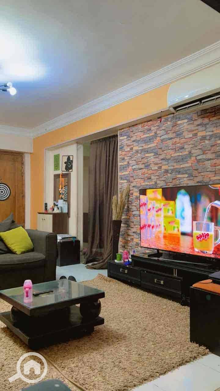 10 f03c4fc9-536c-44c3-ba11-1f38807e50b8. jpg