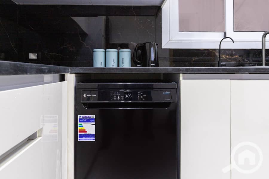 14 IMG-20251218-WA0011. jpg