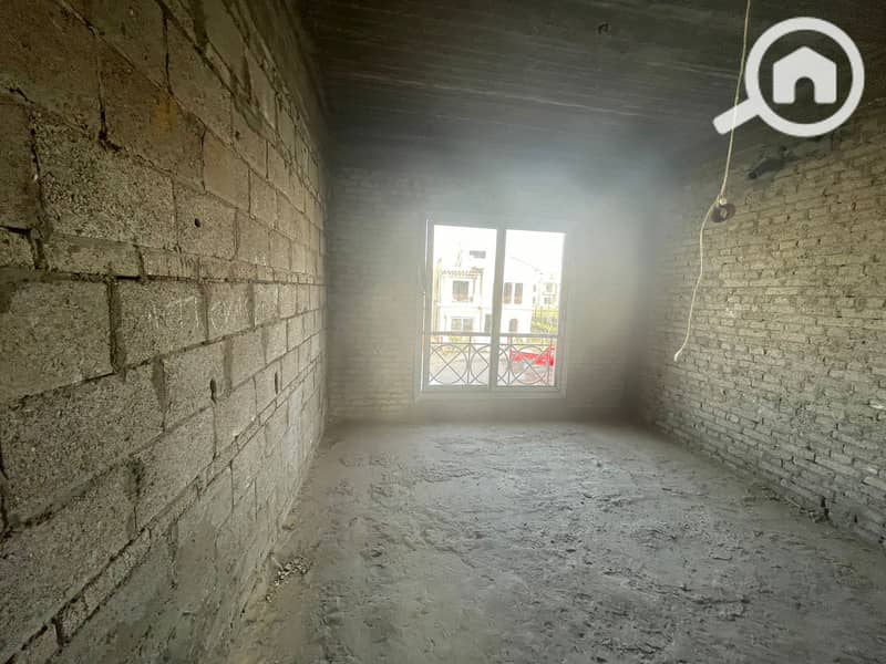 5 7d867c78-db5e-47bb-b9ca-b1c09e3ce148. jpg