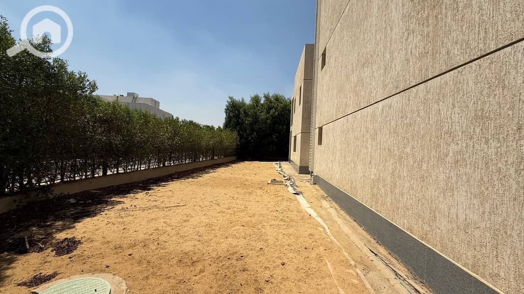 3 6c5d7654-94e5-4d5e-b7e5-77ff9ed04274. jpeg