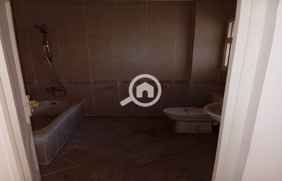 4 7b4614c0-1da7-479f-8ce3-c120145b237f. jpeg