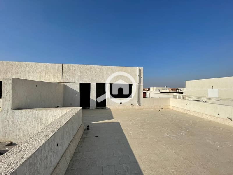 3 35e4b78f-86fd-494a-92ba-43c4320799a9. jpg