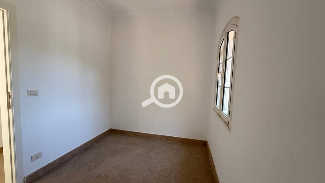 16 2296c85f-465e-4d96-ad99-22f9feb840c5. jpeg