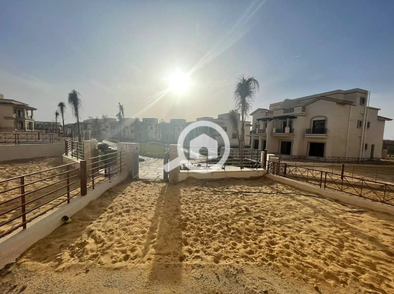 8 870308b6-1bc1-49f2-9c47-239f6daee7f6. jpg