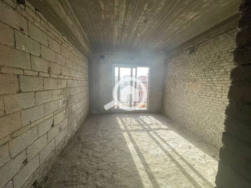 18 f0387e08-5af6-4436-b6f4-2d026777136b. jpg