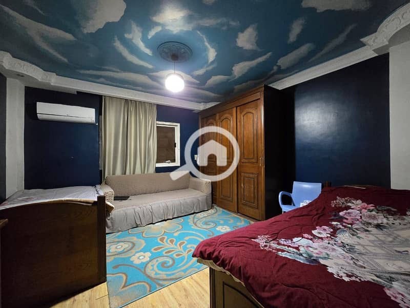 11 906f226e-8a59-41f8-8f8b-d6d2c5aad6a0. jpeg