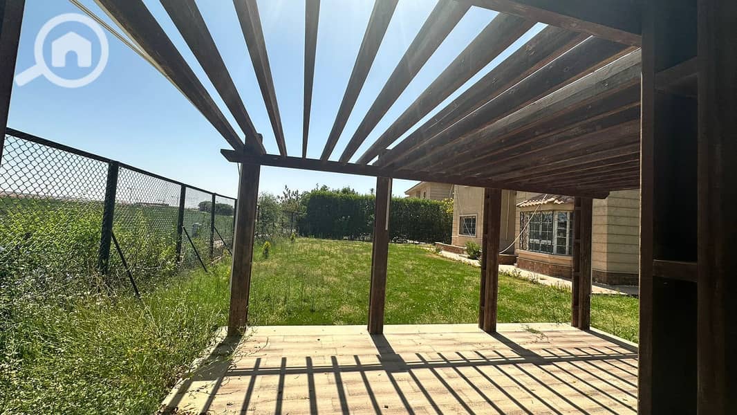 2 9a5e3b2b-53e5-4baa-ad35-3e9ee2559967. jpg