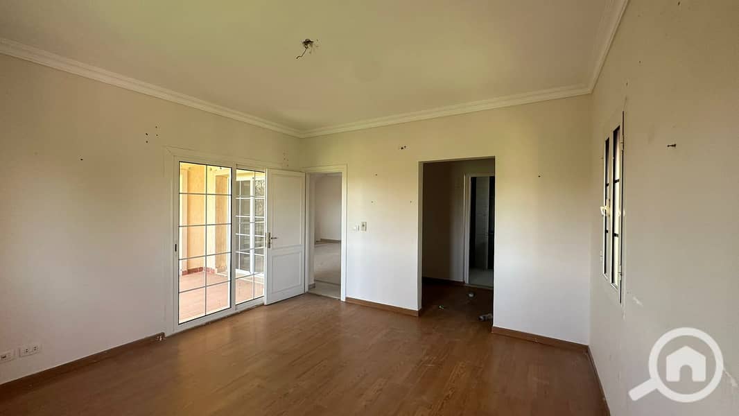 9 57e0d7bc-4cd5-4495-a9fe-4226cdca55f5. jpg