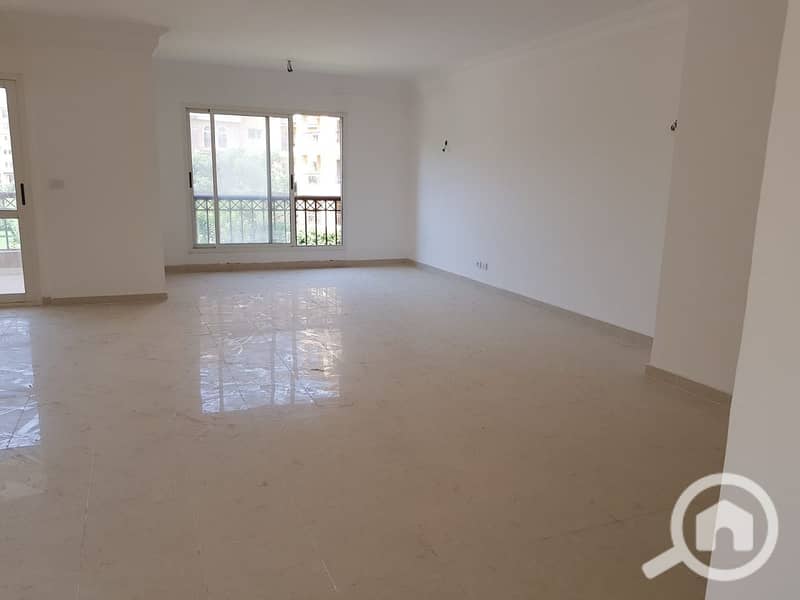 4 21b1e609-91ef-404e-8b47-65e56be0a139. jpeg