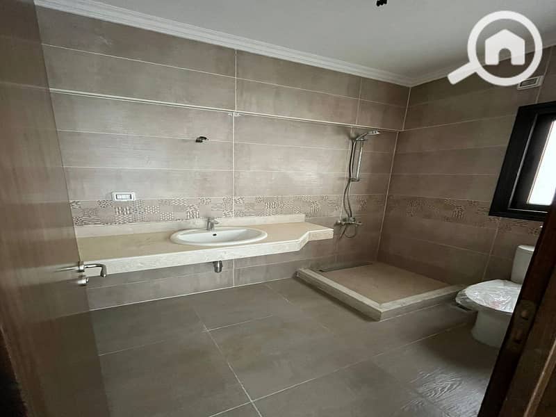 5 WhatsApp Image 2025-08-09 at 7.01. 01 PM (1). jpeg