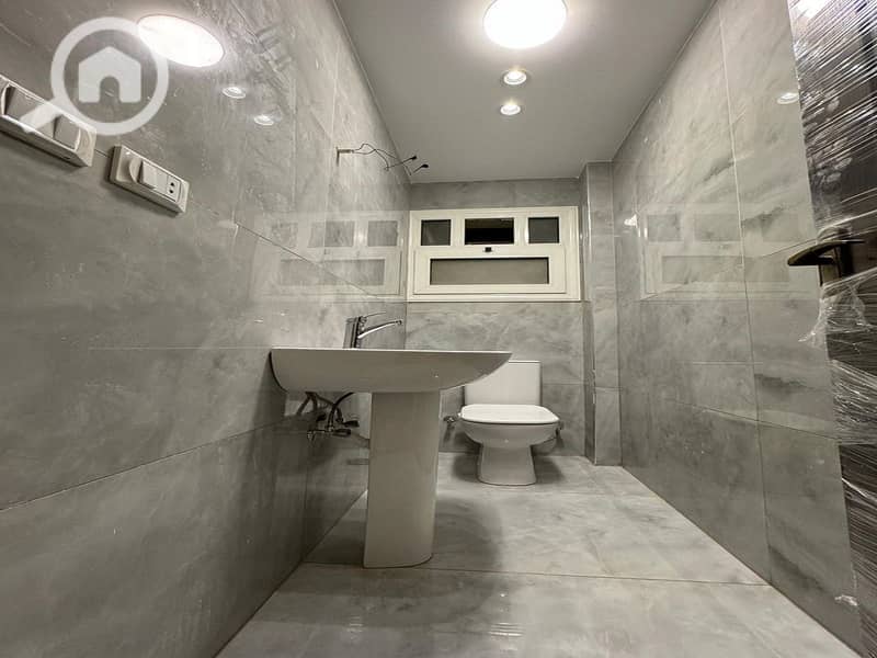 10 WhatsApp Image 2025-11-14 at 4.13. 00 PM (3). jpeg