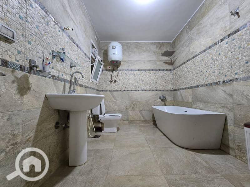 11 WhatsApp Image 2024-11-17 at 3.20. 02 PM. jpeg