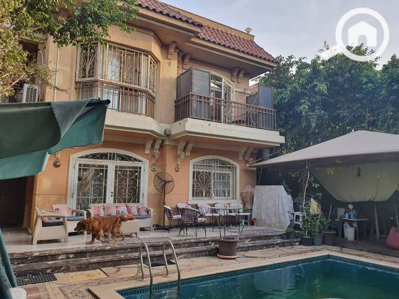 3 ce8363f0-1ec9-40d7-ae8e-5c55d4e271ec. jpg