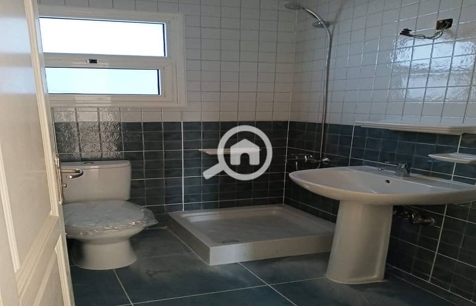 3 201cebd9-db09-44b3-812d-eb23408f28a7. jpg