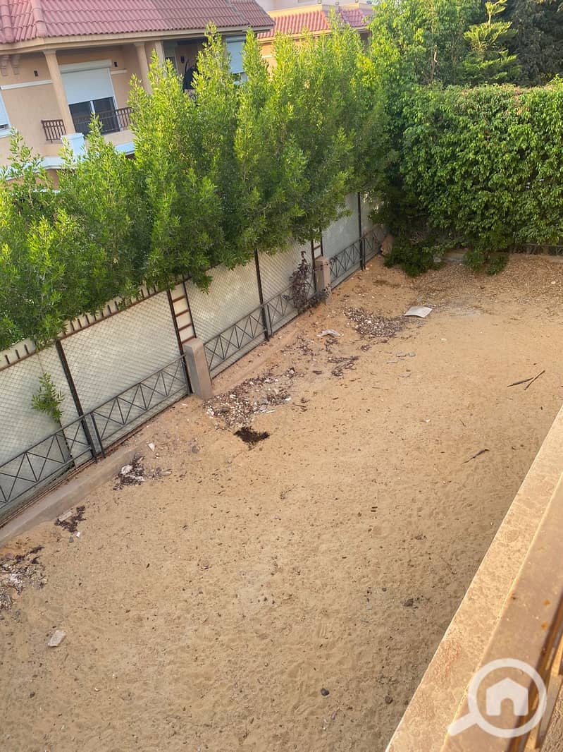 16 e8a0ea9b-8c66-4b4f-bcf1-f9a00cf7711e. jpg