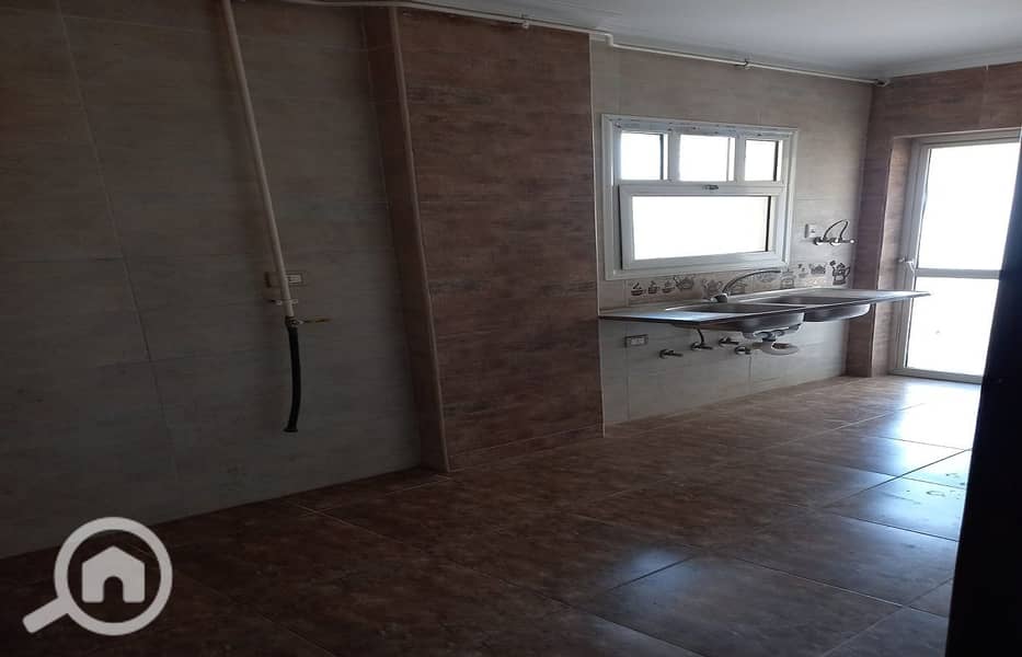 2 9d82afed-9401-4756-9521-fdb8351bca23. jpg