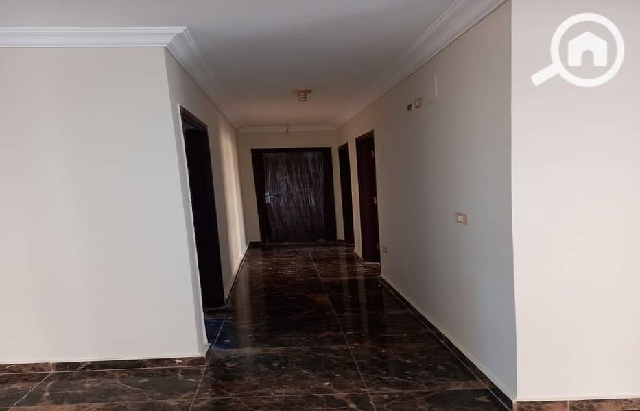 5 574d3631-cc94-40ed-874b-65e8d445a08e. jpg