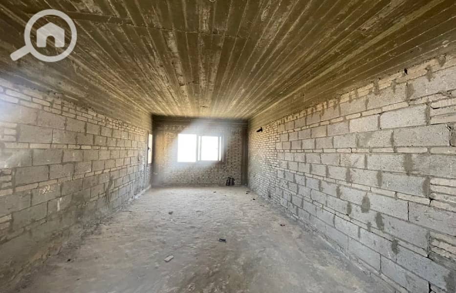 7 4658b0db-6cff-413d-9165-963b9b898d83. jpg