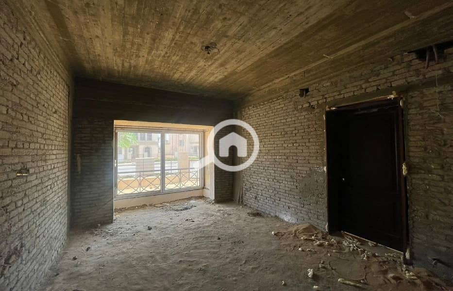 10 f36c720e-a20e-495d-85c4-877e9d8517a7. jpg