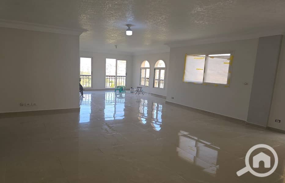 6 f183d842-f6b4-4ea7-a866-e0c01d023748. jpg