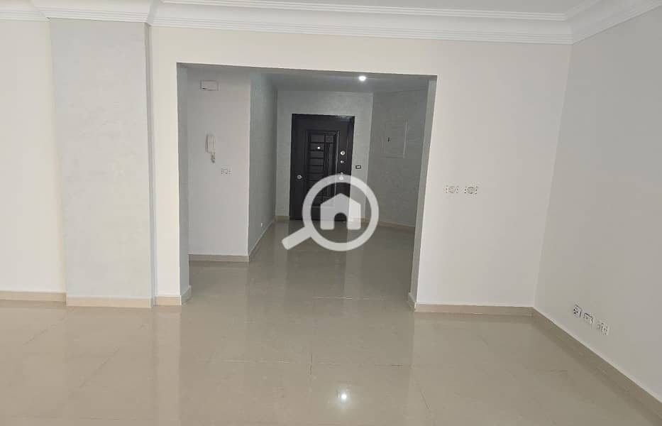 7 fa490fa4-5526-4e16-bb3a-90a00d4ae45d. jpg