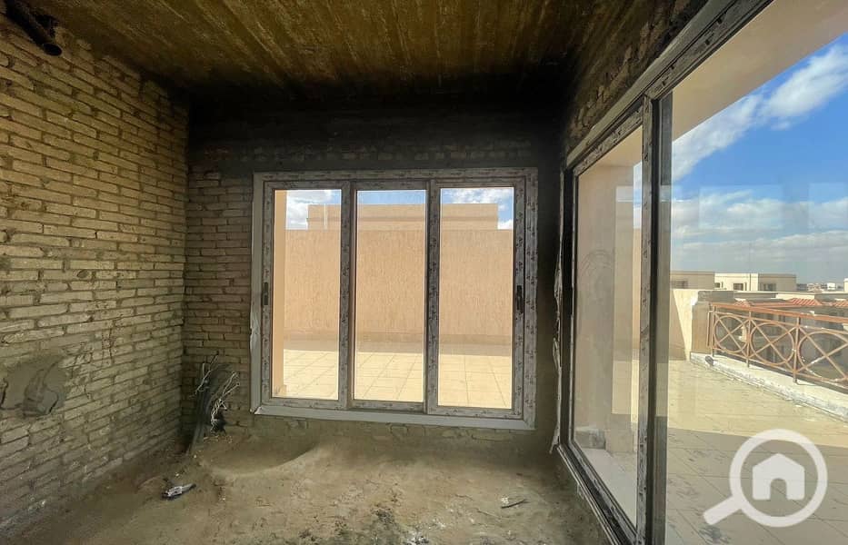 3 0b5f8bee-a9e3-4f52-955e-eb93259caab0. jpg