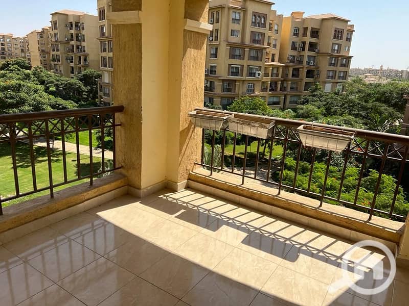 2 4cf0ea22-a221-486c-8937-6c18b5856978. jpg