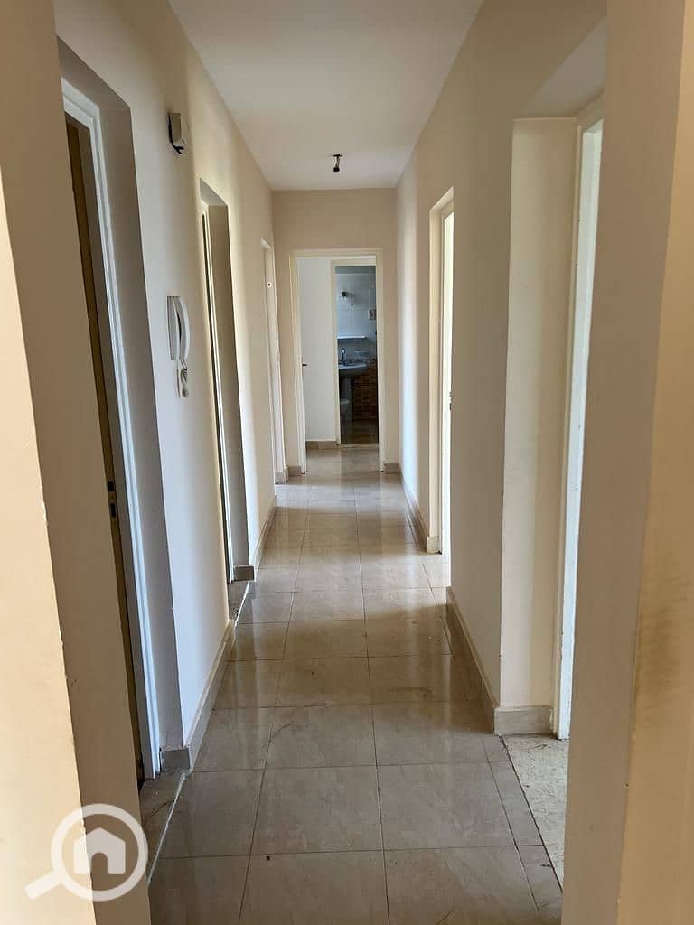 11 f2137d12-94b9-4166-856e-e8b00702321a. jpg