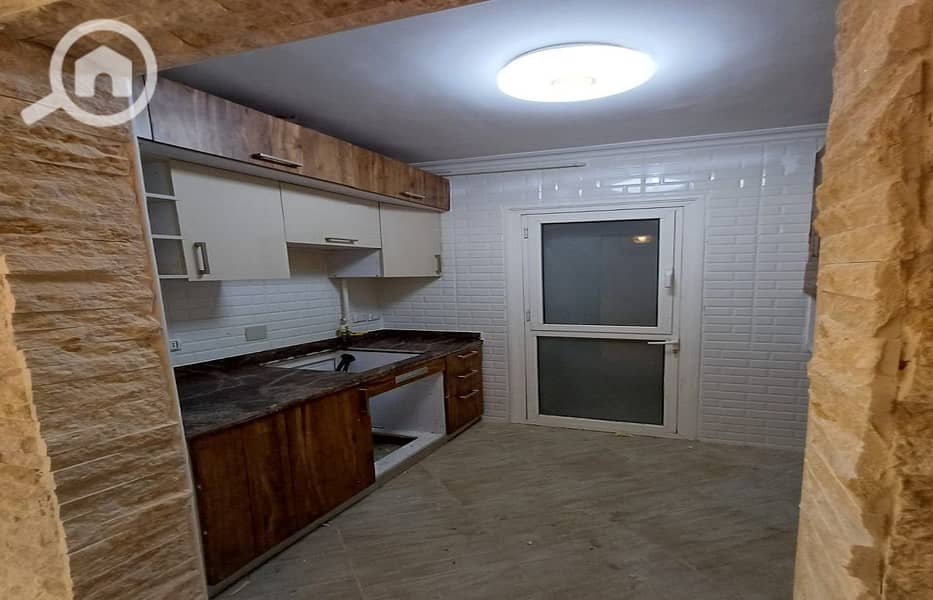 10 7017ae95-a41b-4e96-abbe-57c955615f80. jpg