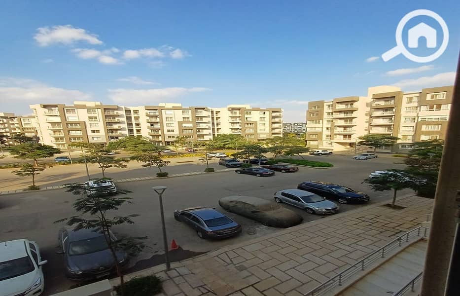 16 fa469d0d-75a4-4ed9-b4a1-dabdf2653cad. jpg