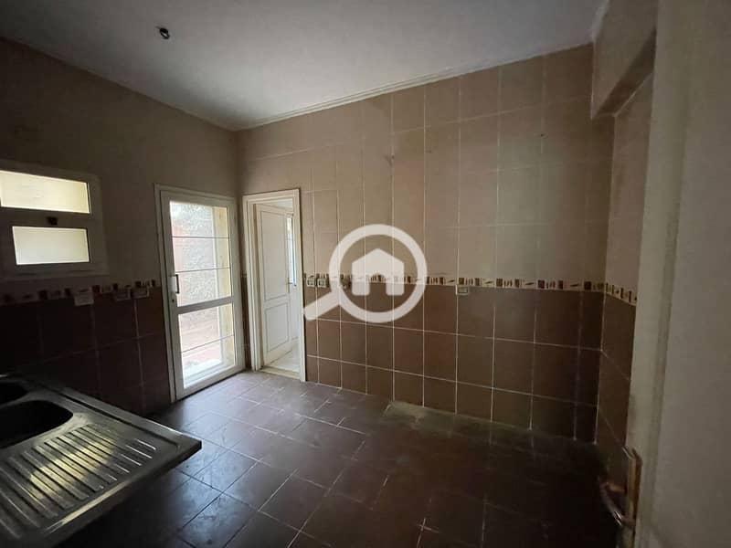 2 3c5bdf16-db3b-4692-8941-e6b632309631. jpeg