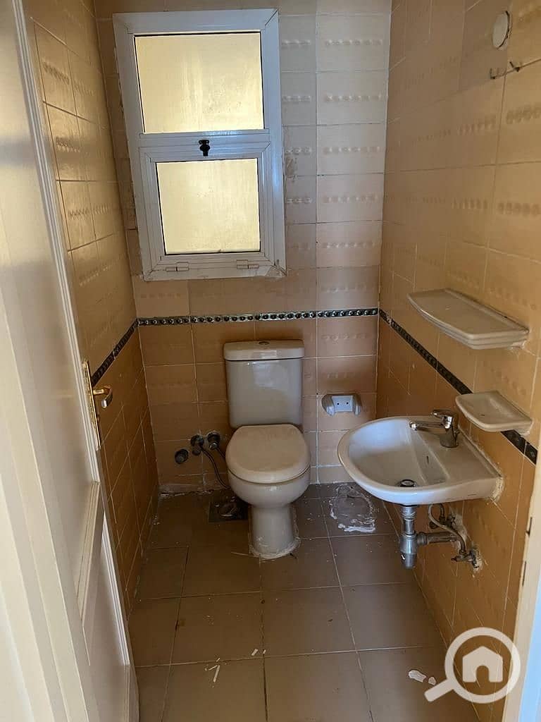 8 13907474-d26b-41a6-be80-d9bebc3b590c. jpg