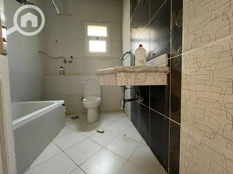 9 9d63ce6b-6309-4c8f-8cd4-3536112e1e80. jpeg