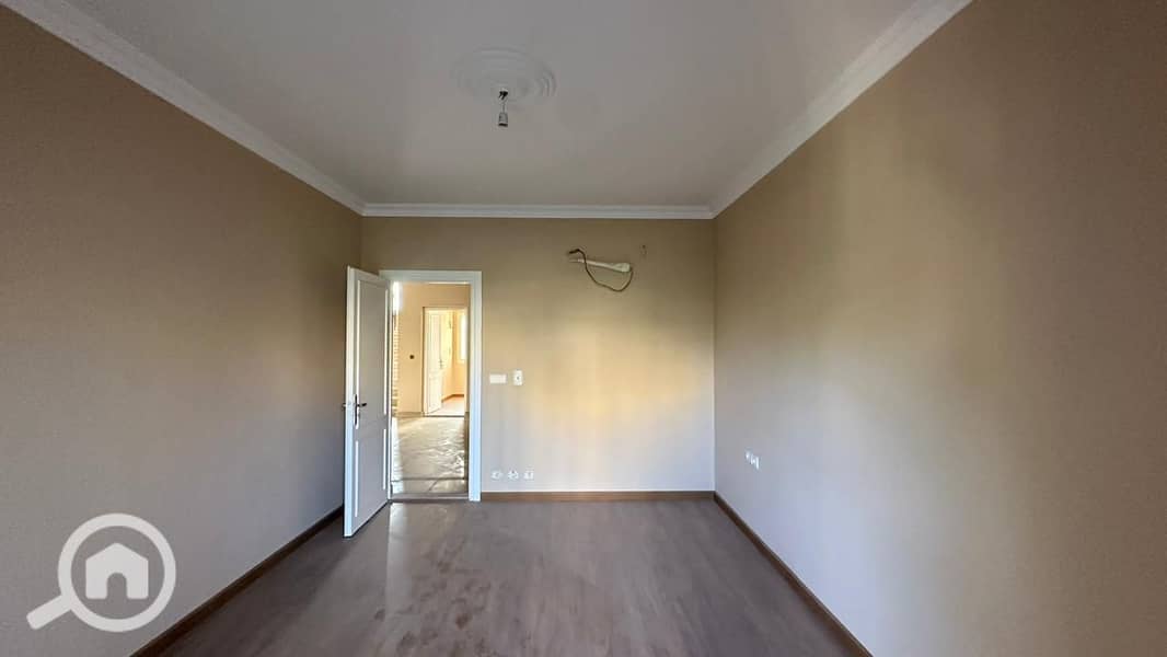 2 10ea34b0-6f54-4e66-b1d0-b2a0779094d6. jpg