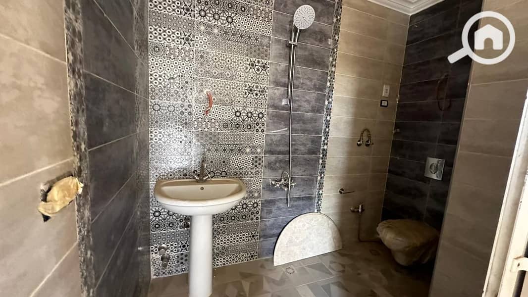 5 66f59ba3-c72b-4c1a-af63-0bbcfef5f0a2. jpg