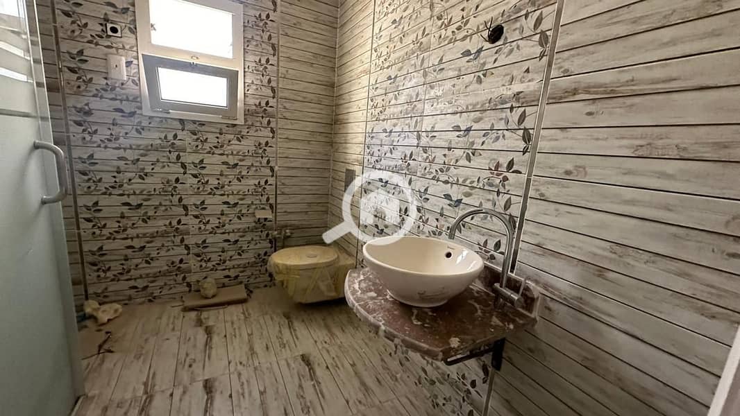 17 e27dfe45-60cb-4215-ad9e-50642b6a504f. jpg