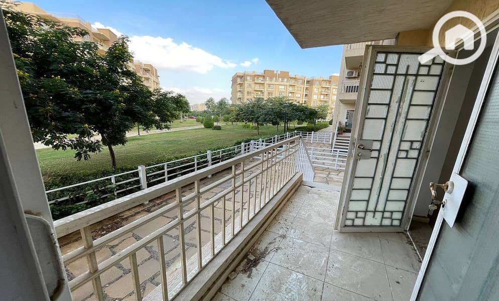 15 e87b15a8-1560-4884-b03d-d3fc6c161e0f. jpeg