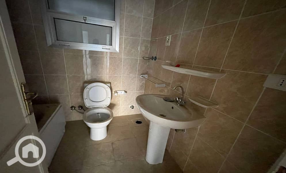 16 f1801467-700c-4a15-9619-00cf143bd5ba. jpeg