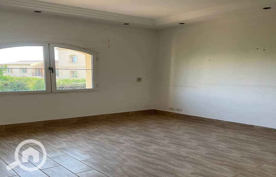 12 160fd7ea-8b28-492b-bfea-264fed12fac9. jpeg