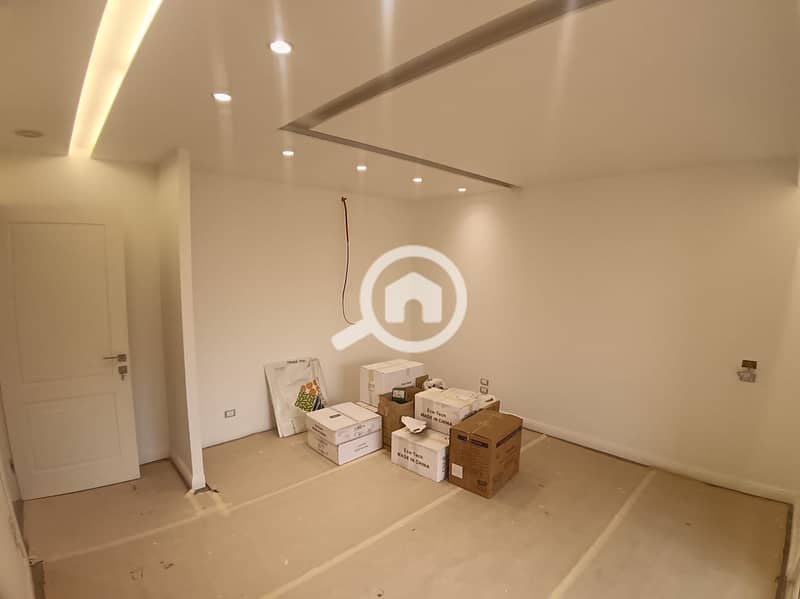 2 1cf2114c-9a6b-45e8-9e51-51181be5429f. jpeg