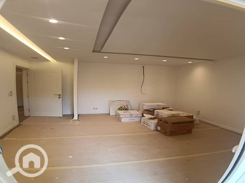 10 5497820c-2f27-4c21-b3b3-28cd68117cdf. jpeg