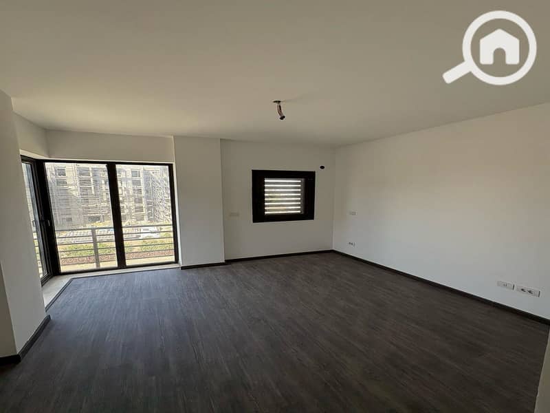 3 5fe191db-c6b6-42a7-b00d-bb066c681fa1. jpeg