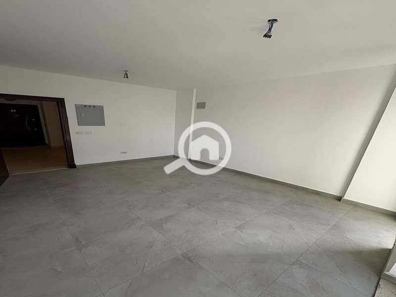 8 b2cc0cb1-b603-4bcd-b468-226539d3d4ec. jpeg