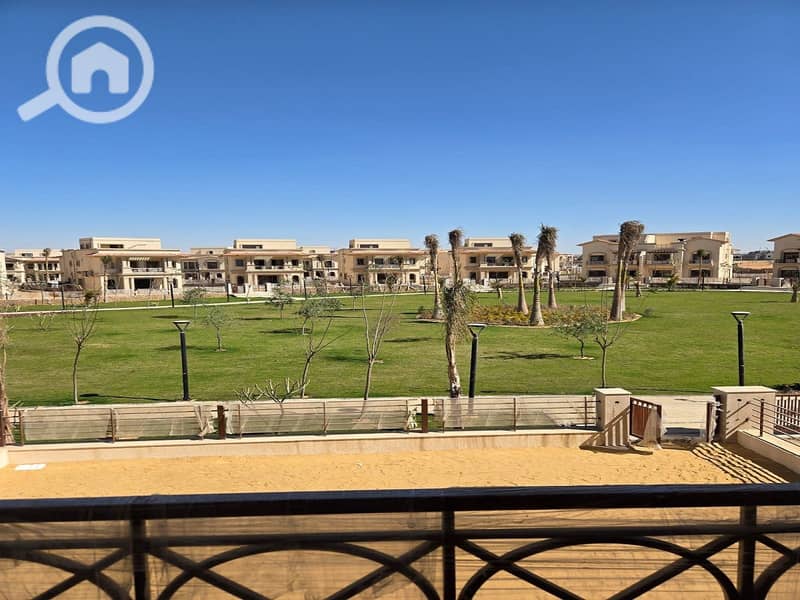 12 e67f39be-87c2-4e7b-aa79-91bdacc558aa. jpeg