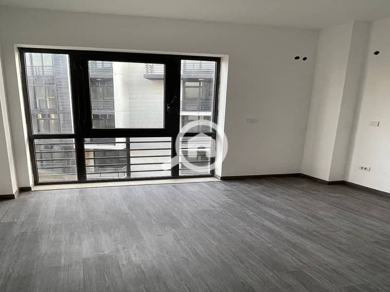 2 9f5997e8-3127-4c56-bf59-a254acc4db76. jpeg