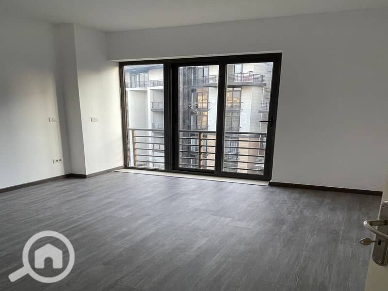 5 cd2034ca-fd65-4fbe-8160-af88fa1bfa18. jpeg